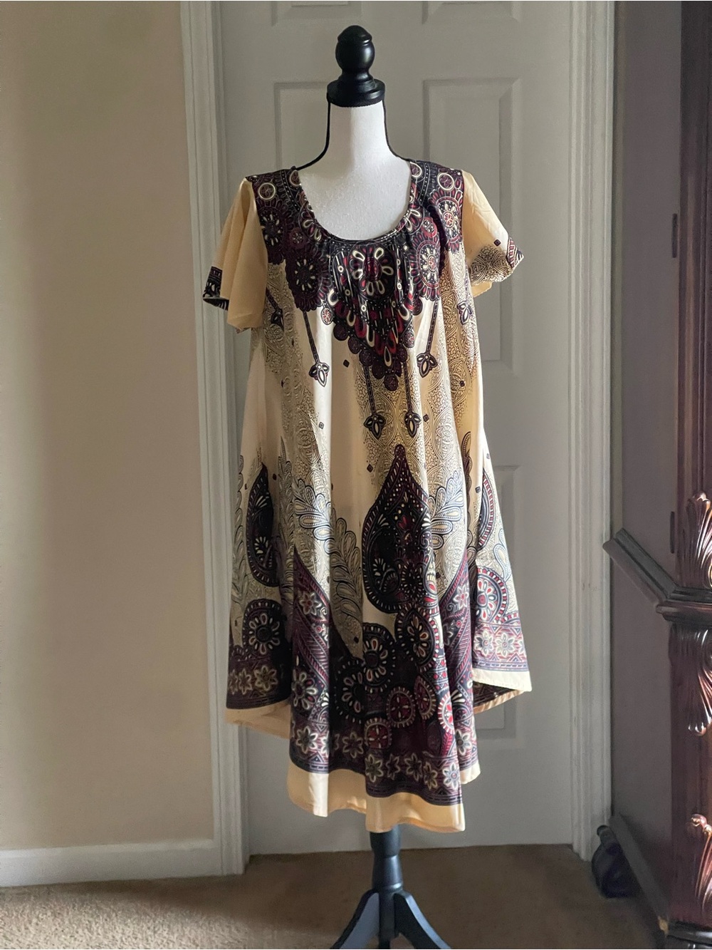 Kaftan dress Cream and Brown Patterned Short-Sleeve